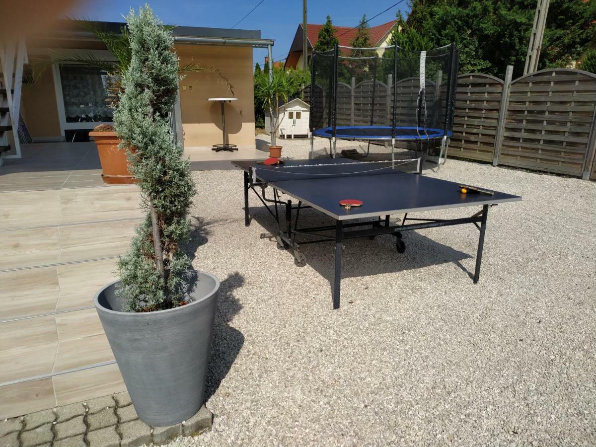 Ferienwohnung Orient Relax Garden Keszthely Exterior foto